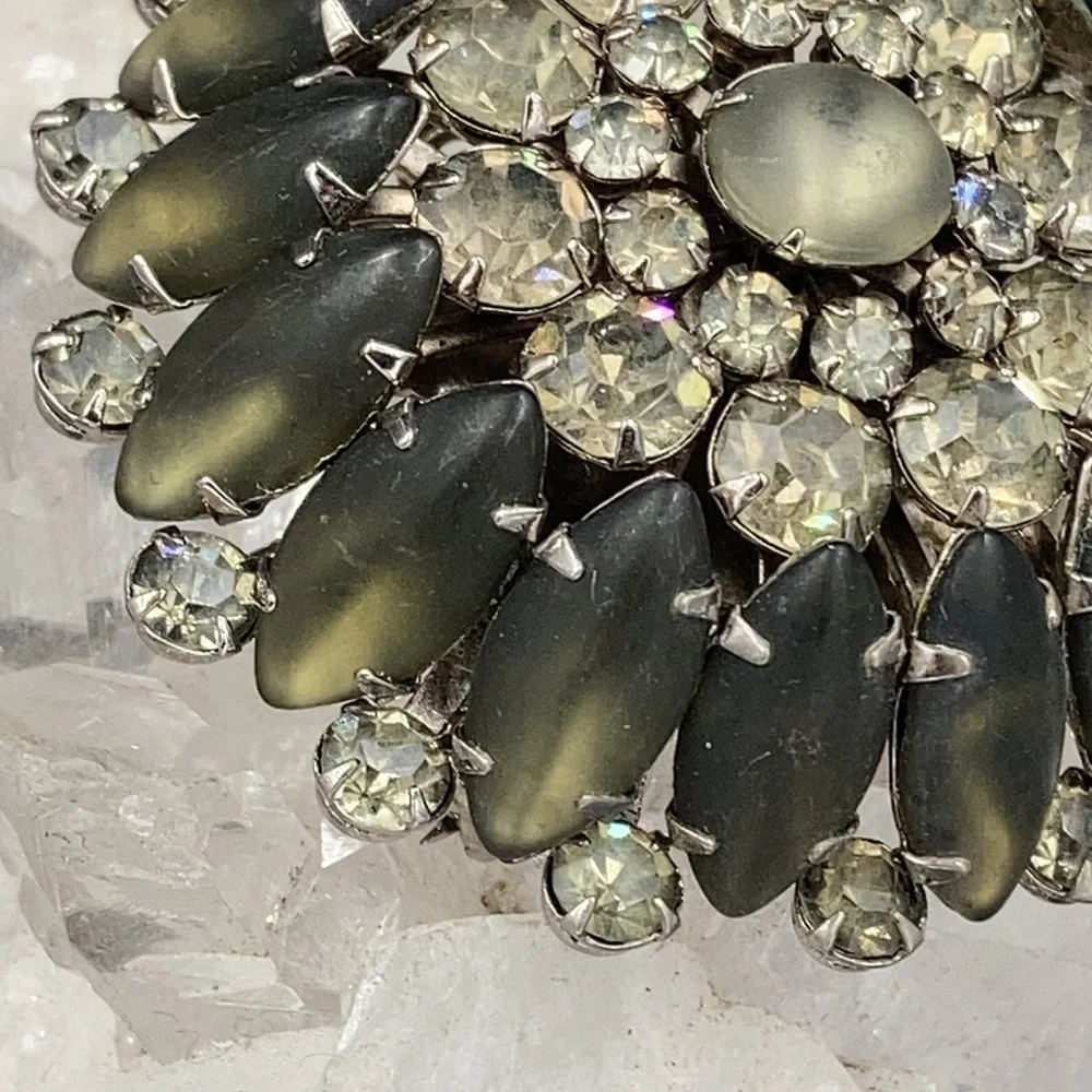 Vintage Judy Lee Black Diamond Rhinestone Brooch